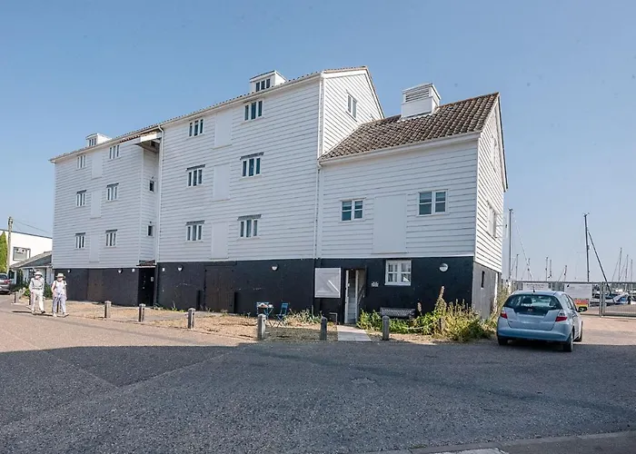 The Old Granary Cottage, Woodbridge