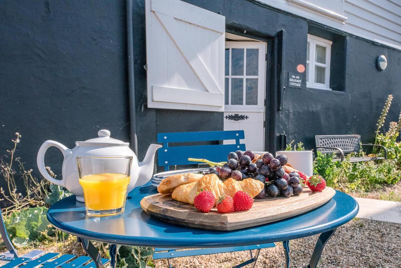 The Old Granary Cottage, Holiday home Woodbridge